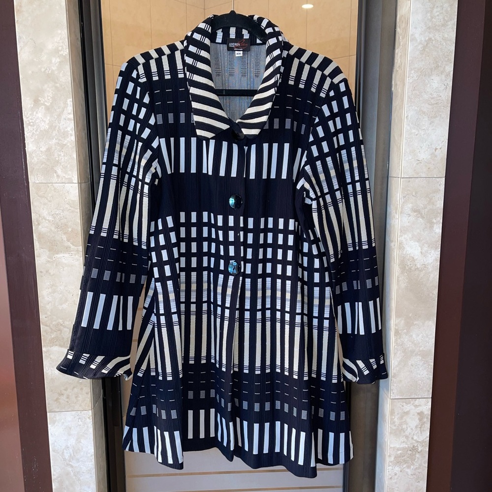 Andria Lieu Coat Top